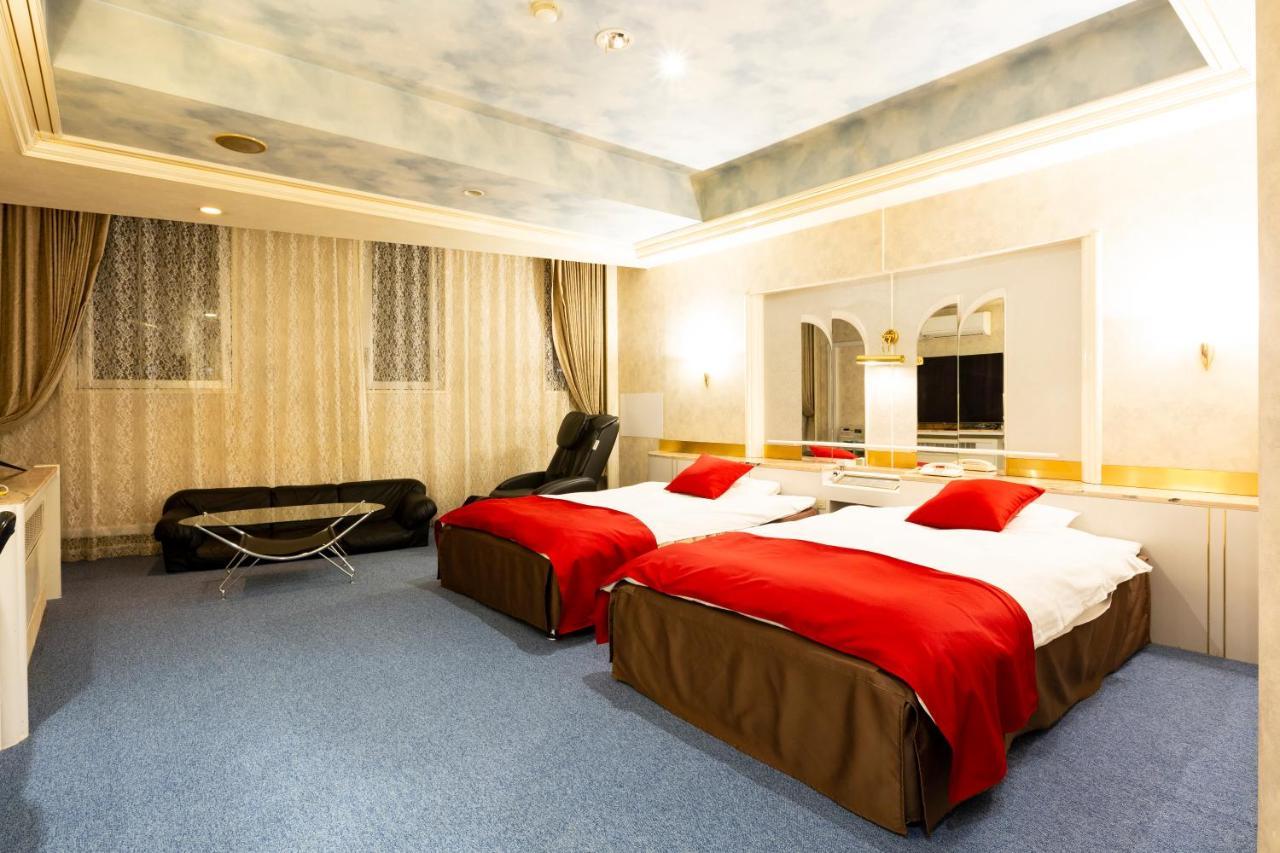 Hotel Liberty Kochi (Adults Only) Εξωτερικό φωτογραφία