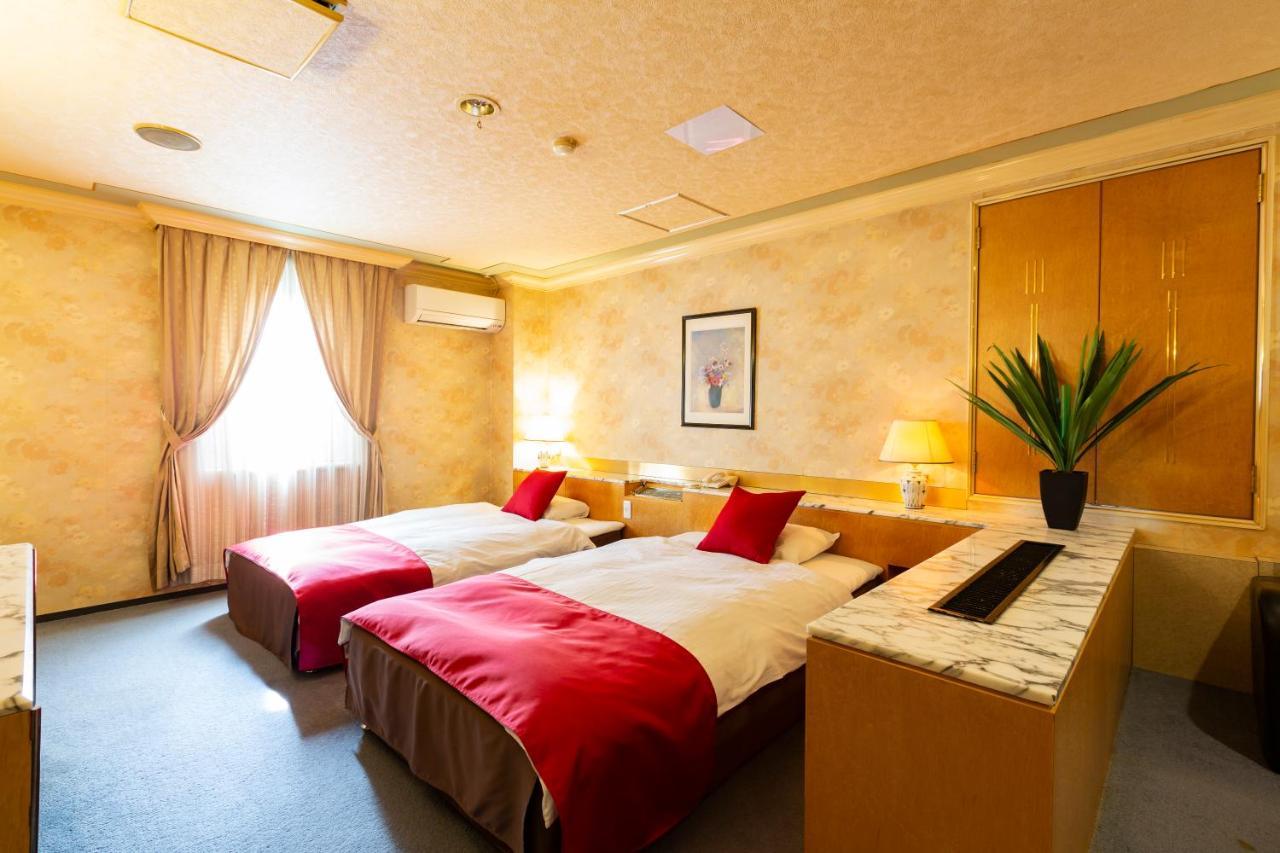 Hotel Liberty Kochi (Adults Only) Εξωτερικό φωτογραφία