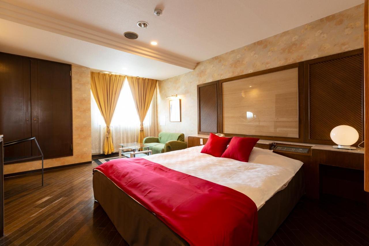 Hotel Liberty Kochi (Adults Only) Εξωτερικό φωτογραφία