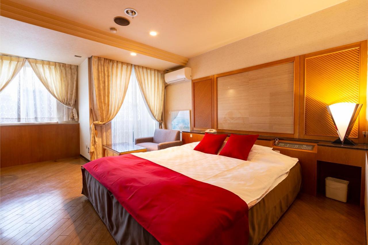 Hotel Liberty Kochi (Adults Only) Εξωτερικό φωτογραφία