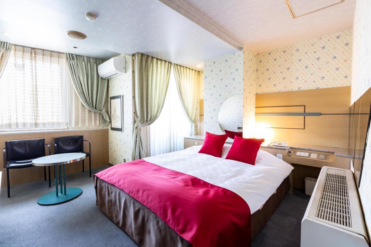 Hotel Liberty Kochi (Adults Only) Εξωτερικό φωτογραφία