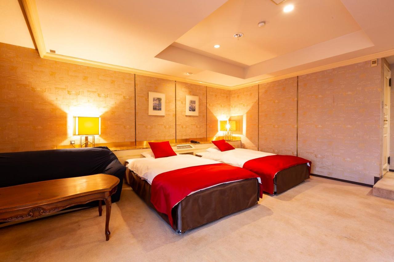 Hotel Liberty Kochi (Adults Only) Εξωτερικό φωτογραφία