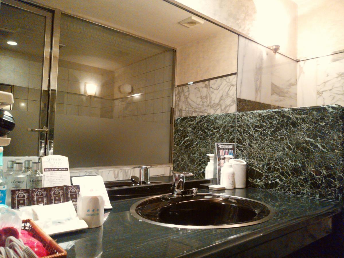 Hotel Liberty Kochi (Adults Only) Εξωτερικό φωτογραφία